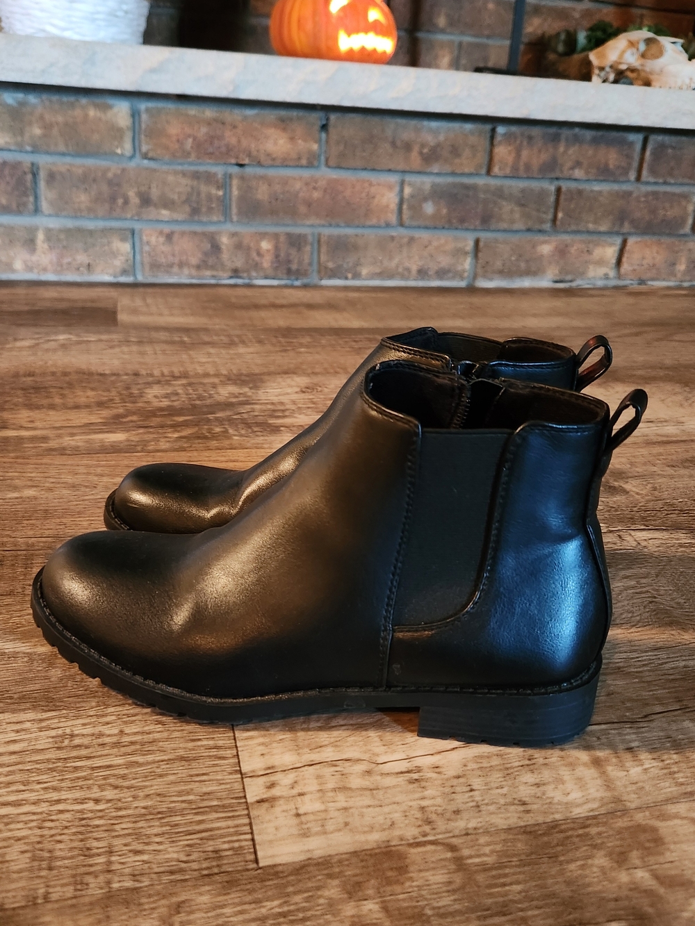 Women's Sonoma Black Chelsea Boots